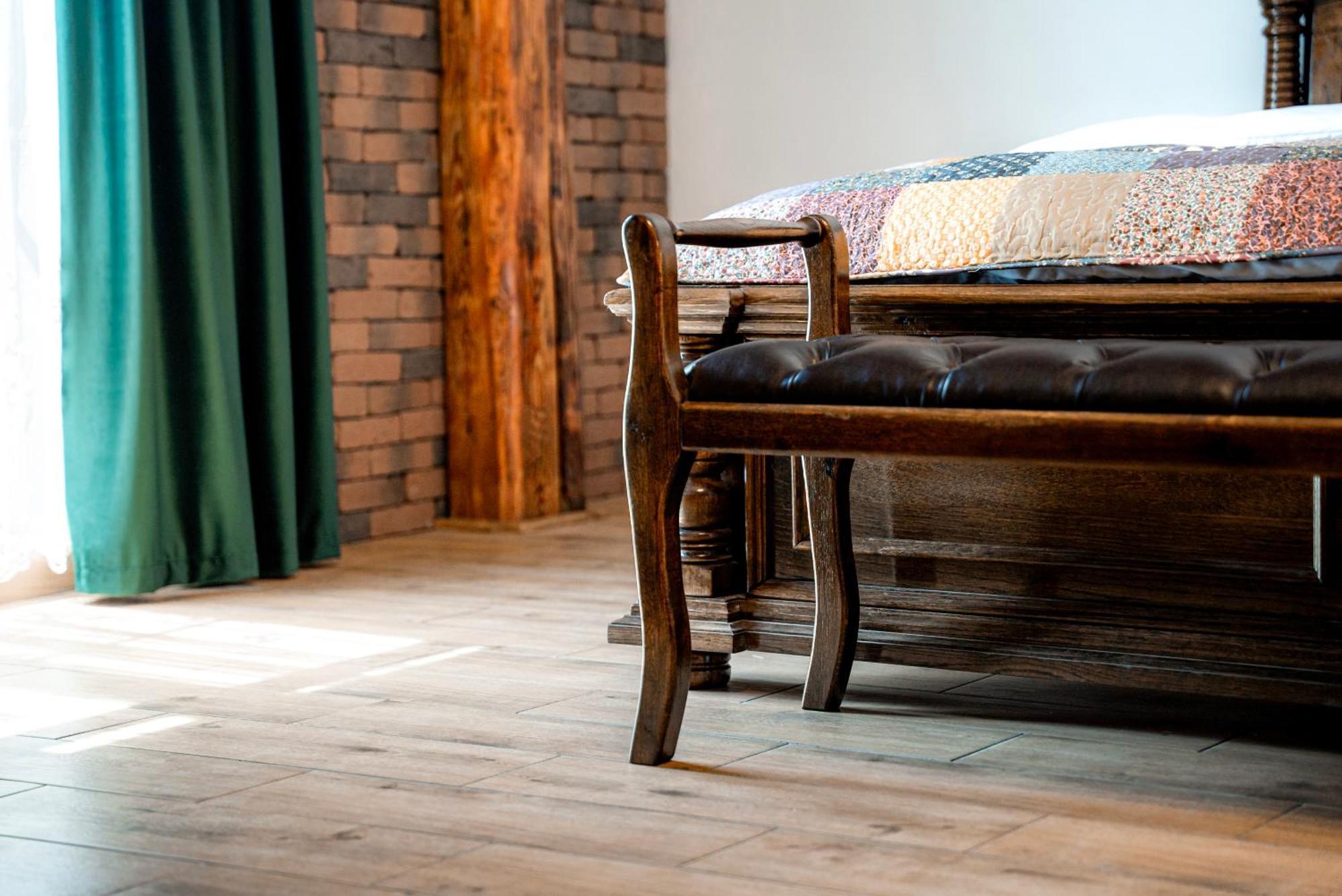 Boutique Marlen Bed and Breakfast Ghimbav Exteriör bild